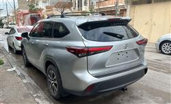 تۆیۆتا هایلاندەر